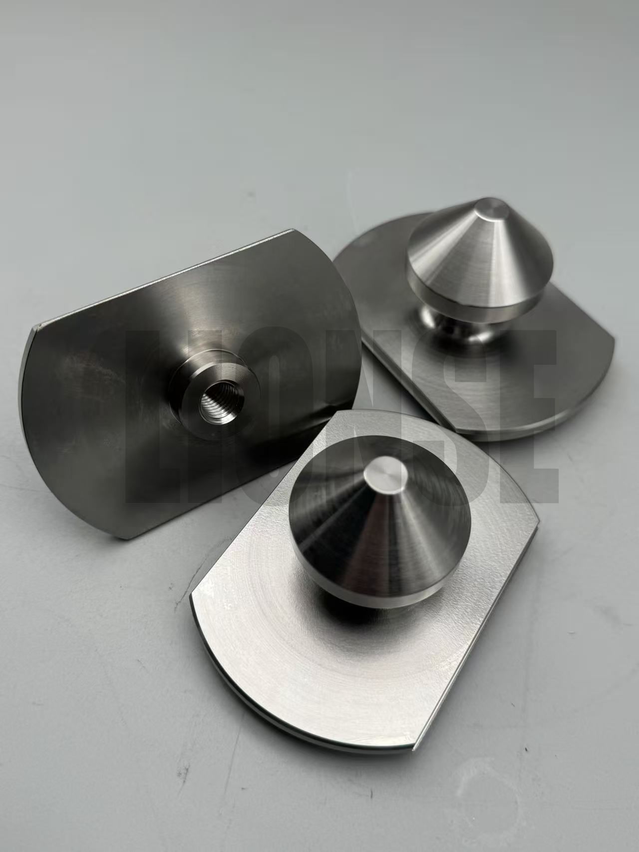 ຊອກຫາພາກສ່ວນທີ່ຊັດເຈນບໍ? ເຂັມຂັດນີ້ຄວນລອງບໍ?